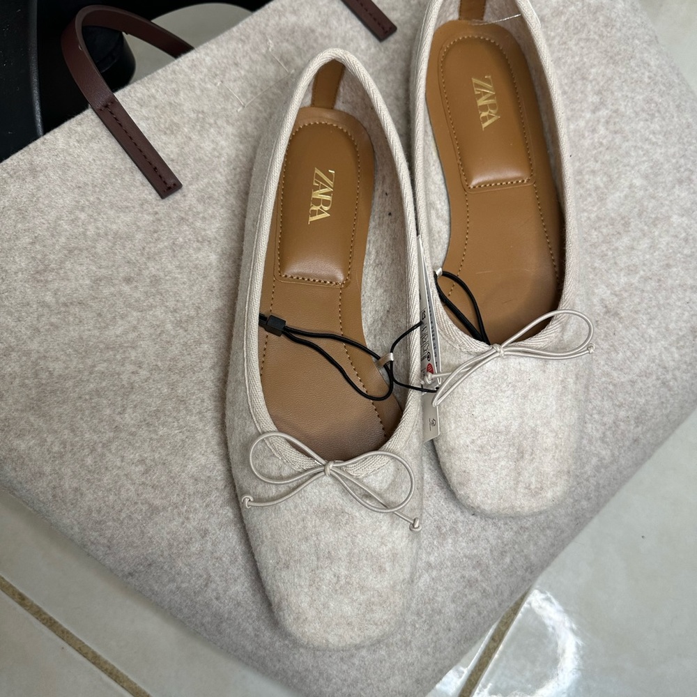 Zara Flat and Tote Set